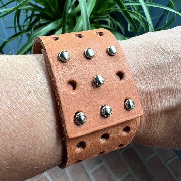 Hermes Perforated Brown Cowhide Leather Silver Tone Bracelet RARE!!! - Picture 1 of 16